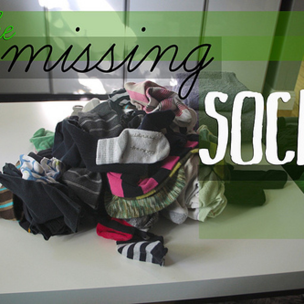 How (And How Long) To Store Mateless Missing Socks - Organized-ish
