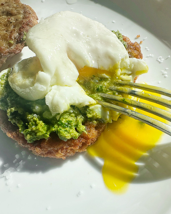 Change up your pesto game and make Parsley Pesto! Find the recipe on Shutterbean.com! 