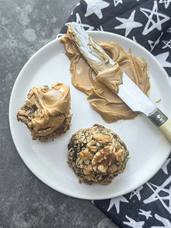 Banana Oat Cookies are a healthy addition to your breakfast/snack rotation. They're also gluten free AND vegan. They're packed with nutrients and sweetened naturally with bananas and dates. Find the recipe on Shutterbean.com